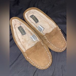 Natural reflections slippers